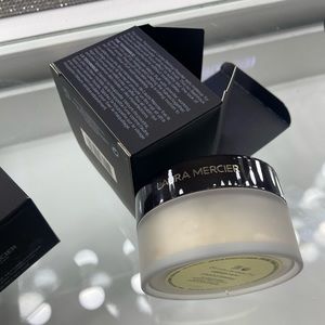 Laura Mercier Translucent Powder Loose Setting Powder